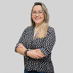 Dra. Roberta Cristina dos Santos